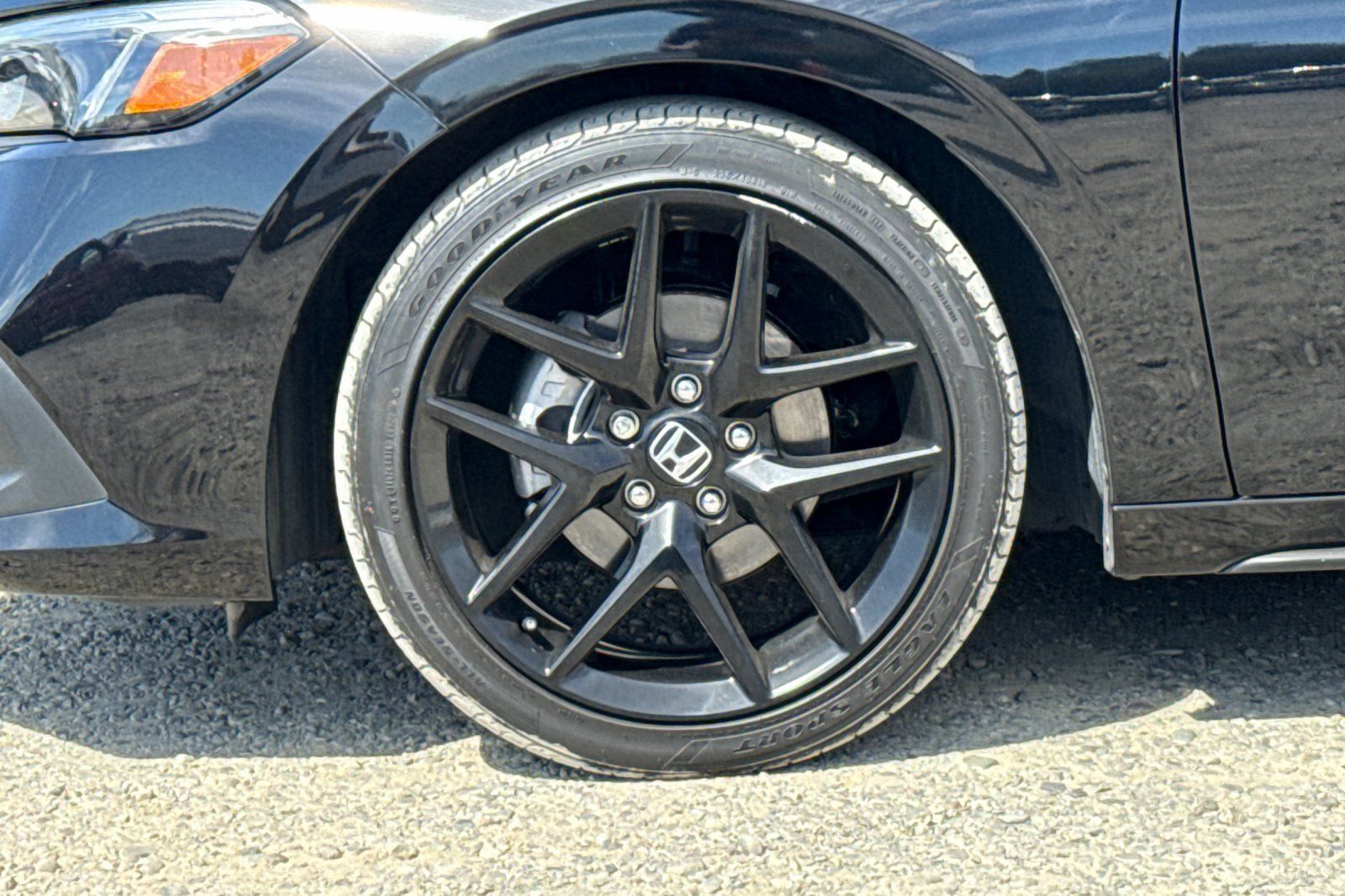 Used 2024 Honda Civic Sport image 25