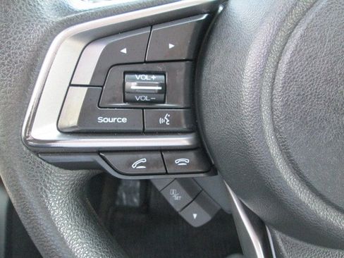 Used 2019 Subaru Outback 2.5i AWD/4WD image 19