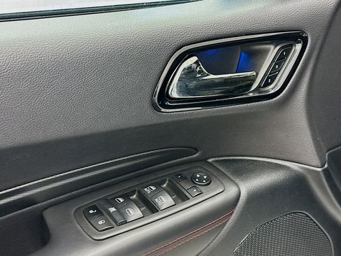 Used 2024 Dodge Durango GT image 15