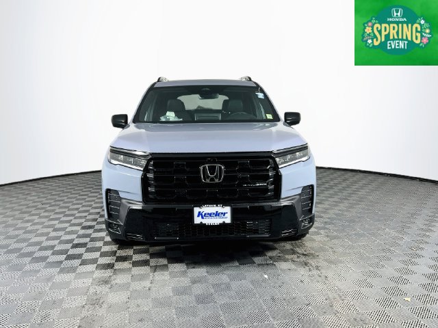 New 2026 Honda Pilot Black Edition image 9