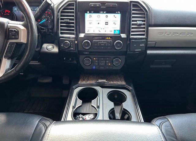 Used 2017 Ford F250 Lariat w/ Lariat Ultimate Package AWD/4WD image 17
