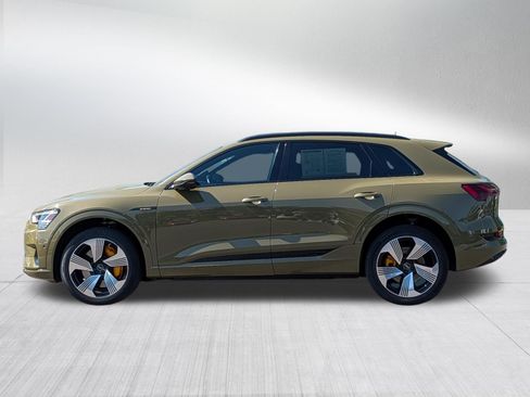 Used 2023 Audi e-tron Premium Plus w/ Premium Plus Package AWD/4WD image 4