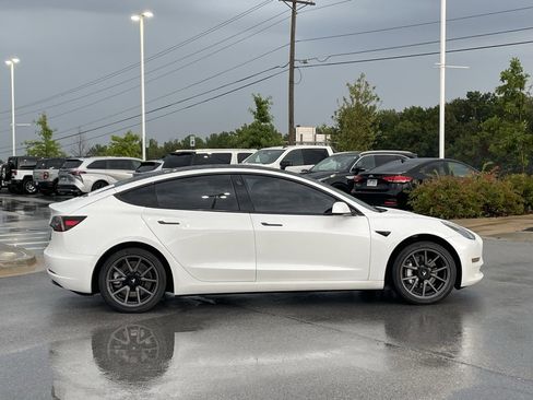 Used 2020 Tesla Model 3 Long Range image 8