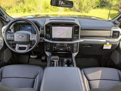 New 2025 Ford F150 Lariat w/ Equipment Group 501A Mid image 16