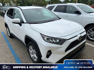 Used 2021 Toyota RAV4 XLE AWD/4WD video 1