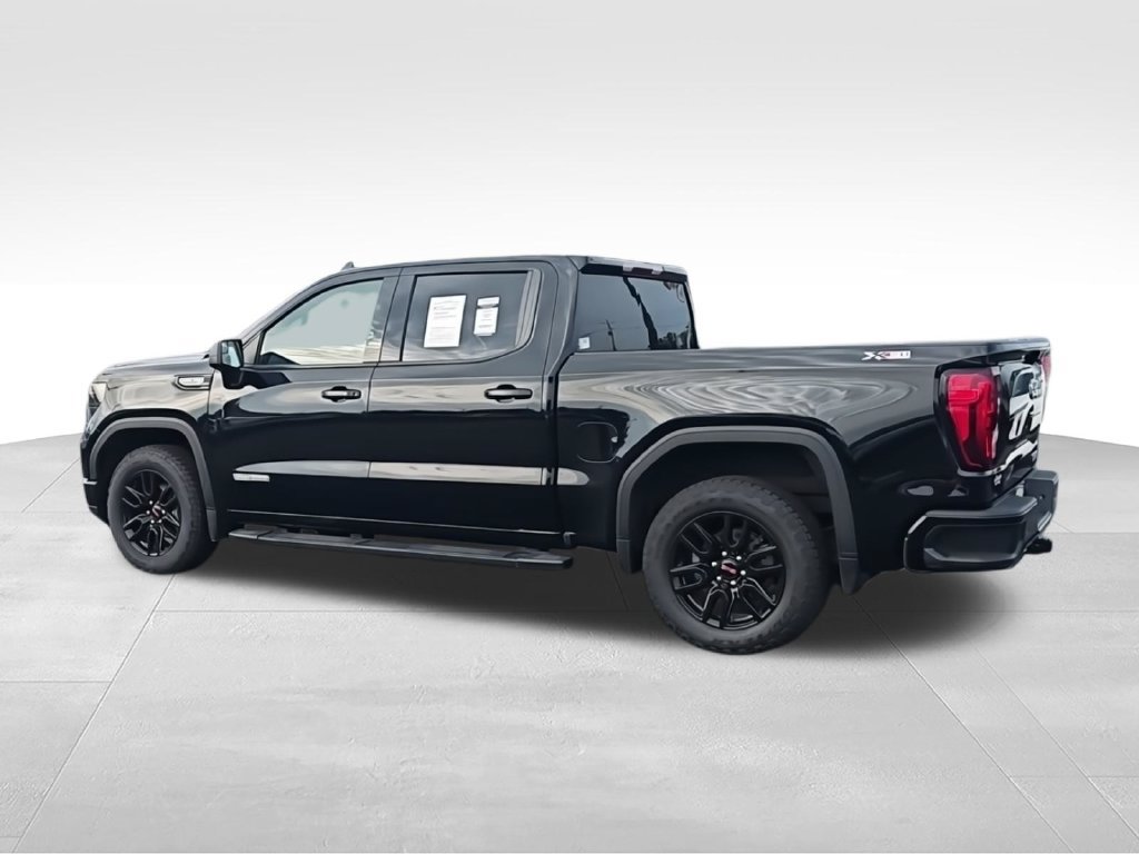 Used 2024 GMC Sierra 1500 Elevation w/ LPO, Elevation Black Package AWD/4WD image 3