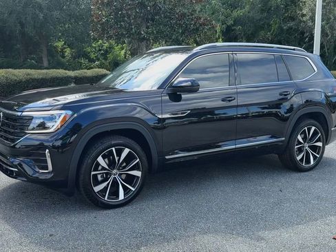 New 2026 Volkswagen Atlas SEL Premium R-Line image 4