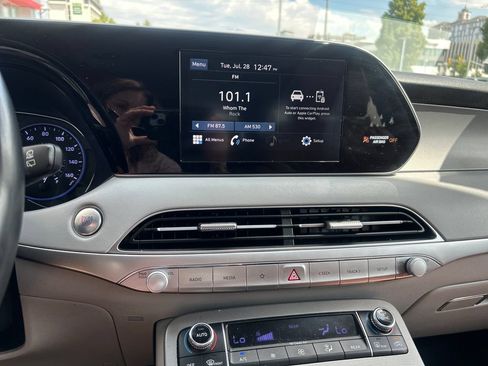 Used 2021 Hyundai Palisade SEL w/ Convenience Package AWD/4WD image 19