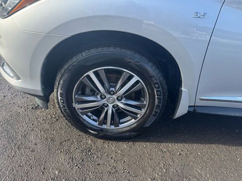 Used 2017 INFINITI QX60 AWD w/ Premium Plus Package image 18