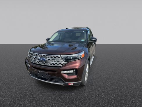 Used 2020 Ford Explorer Limited w/ Class III Trailer Tow Package AWD/4WD image 4