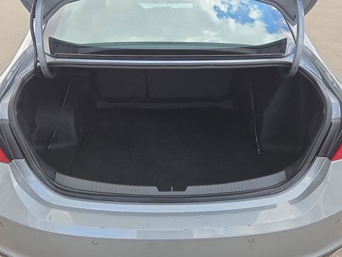 Used 2024 Chevrolet Malibu LT FWD image 6