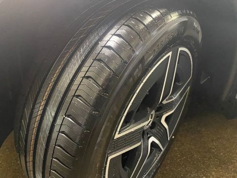 New 2026 Mercedes-Benz GLC 300 4MATIC image 23