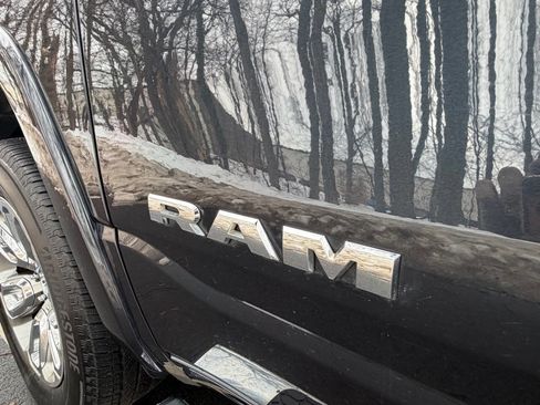Used 2020 RAM 1500 Laramie w/ Sport Appearance Package image 13