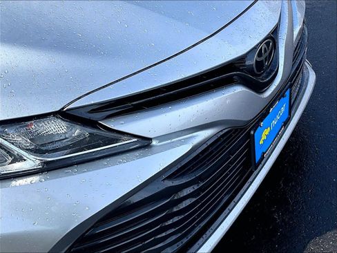 Used 2019 Toyota Camry LE w/ Convenience Package image 32