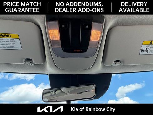 Used 2025 Kia Niro LX image 33