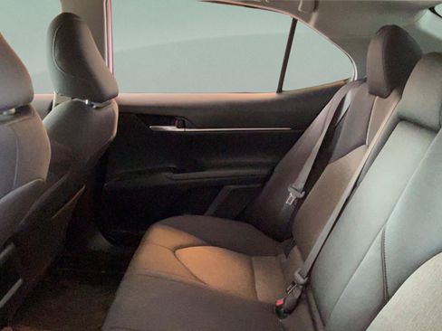 Used 2021 Toyota Camry LE FWD image 17
