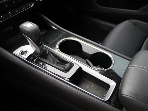 Used 2021 Nissan Altima 2.5 SV image 24