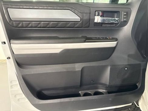Used 2019 Toyota Tundra Platinum AWD/4WD image 16