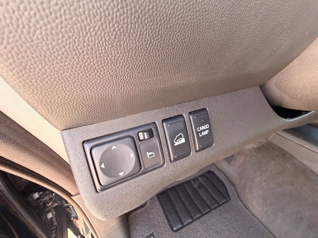 Used 2018 Nissan Frontier SV AWD/4WD image 17