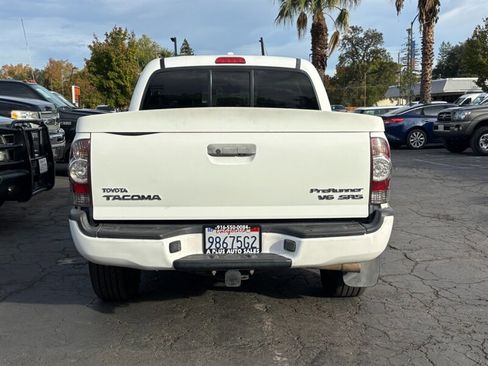 Used 2009 Toyota Tacoma PreRunner image 4