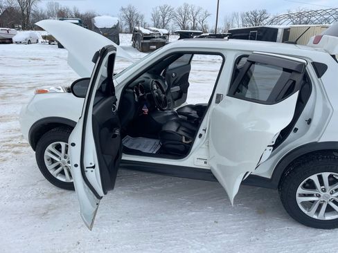 Used 2014 Nissan Juke SL image 10