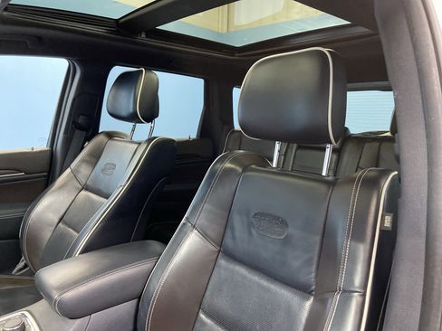 Used 2015 Jeep Grand Cherokee Overland image 8