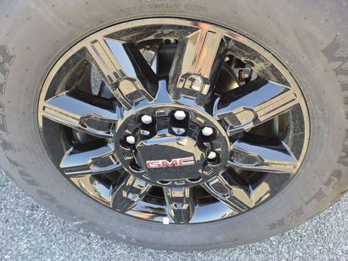 New 2026 GMC Sierra 2500 AT4 w/ AT4 Premium Plus Package image 6