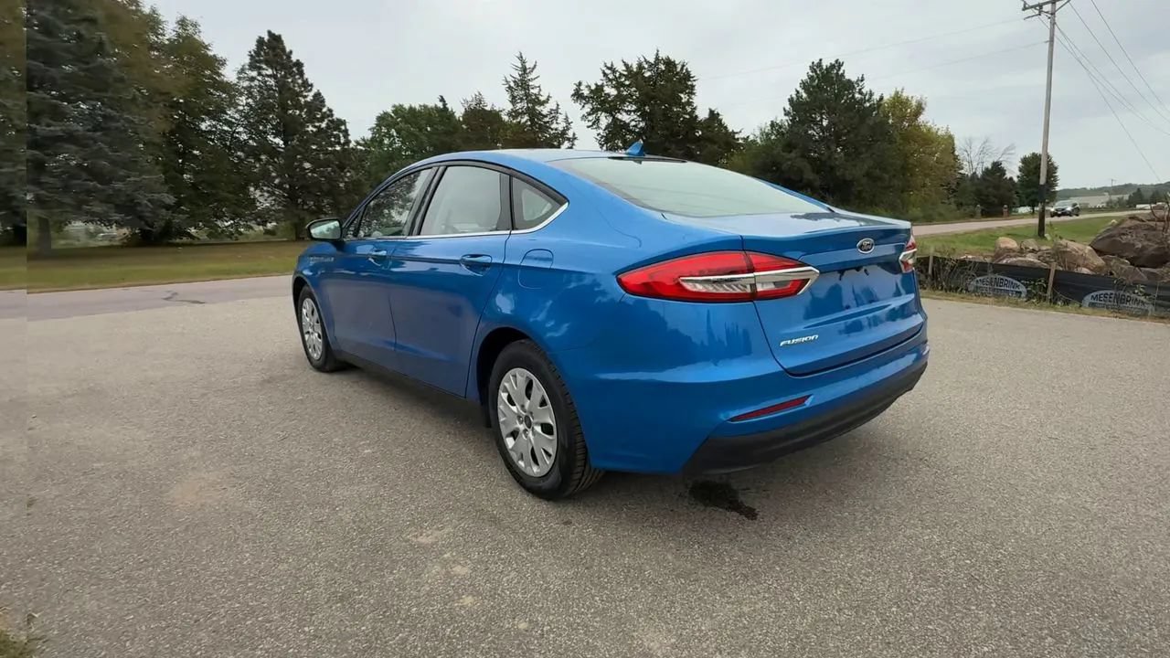 Used 2020 Ford Fusion S FWD image 4