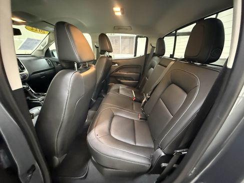 Used 2022 GMC Canyon Elevation w/ Elevation Premium Package AWD/4WD image 18