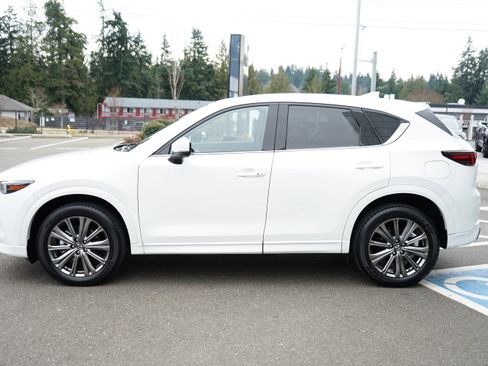 Certified 2025 MAZDA CX-5 Signature image 6