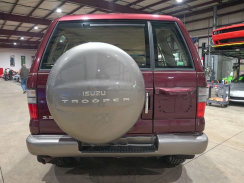 Used 2001 Isuzu Trooper 4WD 4-Door image 7