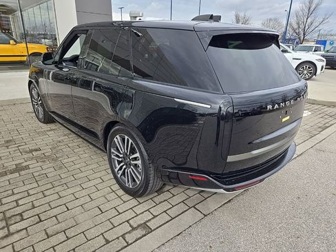 Used 2024 Land Rover Range Rover SE image 7