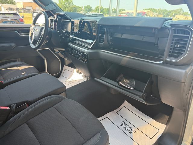 Used 2026 Chevrolet Silverado 1500 LT AWD/4WD image 25