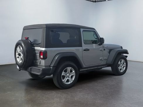 Used 2020 Jeep Wrangler Sport AWD/4WD image 5