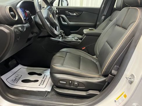 Used 2023 Chevrolet Blazer Premier w/ Driver Confidence II Package AWD/4WD image 4