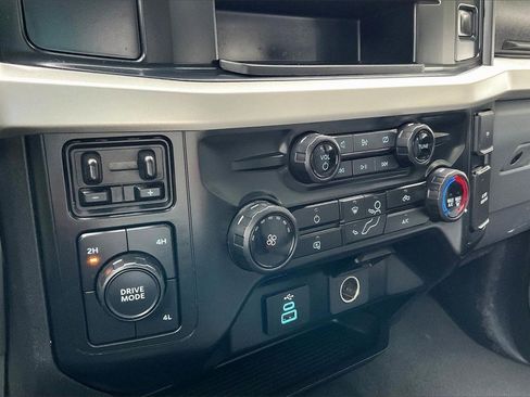 Used 2024 Ford F250 XLT image 23