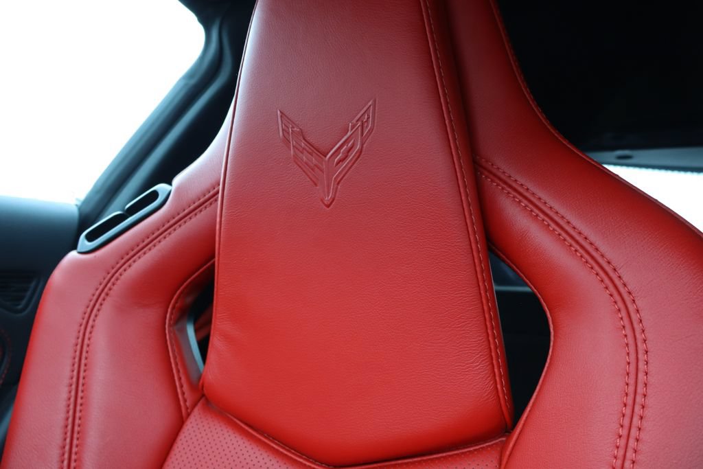 Used 2020 Chevrolet Corvette Stingray Coupe w/ Z51 Performance Package RWD image 5