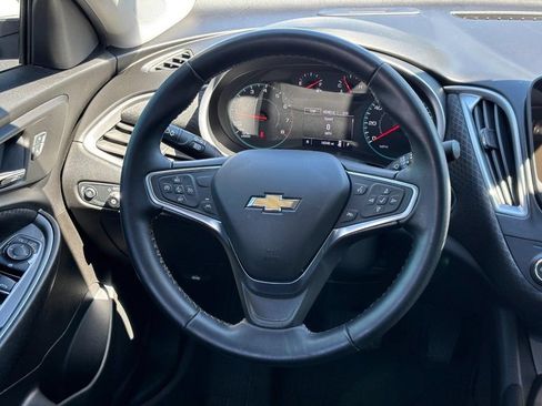 Used 2024 Chevrolet Malibu RS FWD image 13