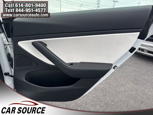 Used 2019 Tesla Model 3 Long Range image 28