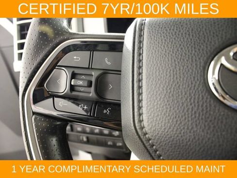 Used 2022 Toyota Tundra SR5 w/ SR5 Convenience Package AWD/4WD image 20