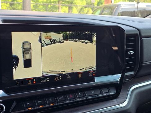 Used 2024 GMC Sierra 1500 SLT w/ SLT Premium Plus Package image 36