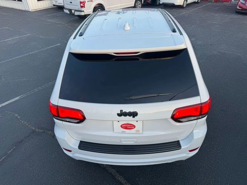 Used 2019 Jeep Grand Cherokee Altitude image 7