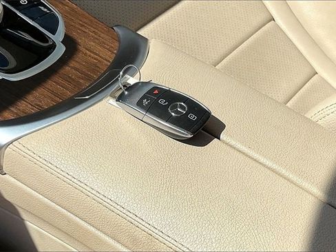 Used 2021 Mercedes-Benz C 300 Sedan image 13