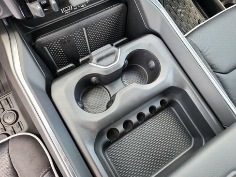 New 2026 RAM 1500 Laramie AWD/4WD image 21