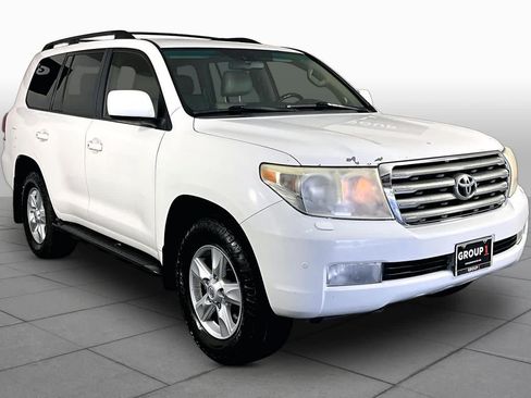 Used 2011 Toyota Land Cruiser w/ Upgrade Pkg AWD/4WD image 2