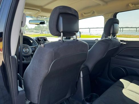 Used 2014 Jeep Patriot Sport w/ Power Value Group FWD image 26