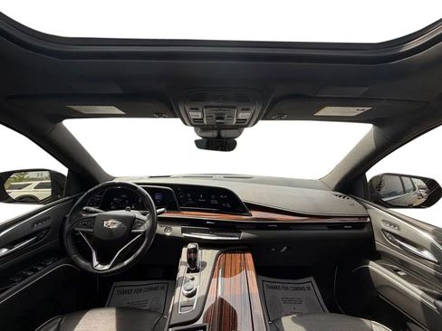 Used 2023 Cadillac Escalade Premium Luxury image 10