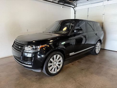 Used 2016 Land Rover Range Rover Supercharged AWD/4WD image 3