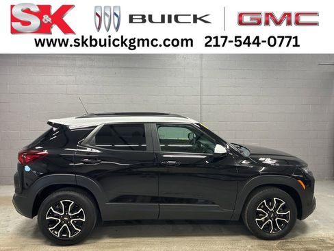 Used 2023 Chevrolet TrailBlazer ACTIV w/ Convenience Package image 1