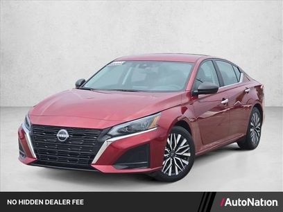 Used 2025 Nissan Altima 2.5 SV